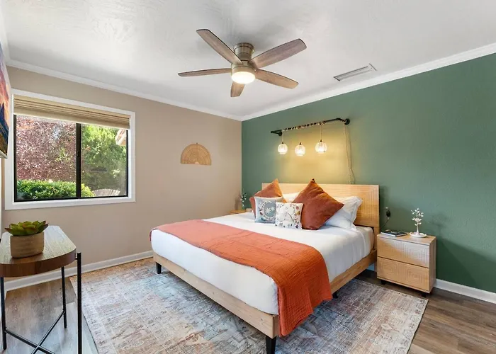 Holiday home Vista Bonita | Views, Spa, Trailheads, Firepits Sedona